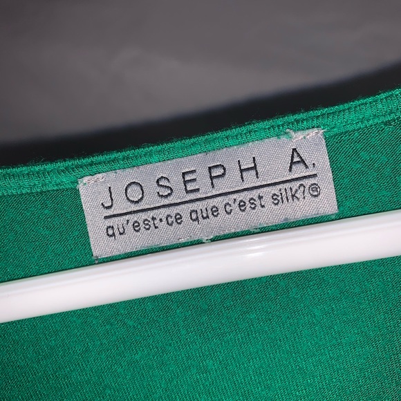 Green short sleeve shoulder cut out top - Picture 7 of 8